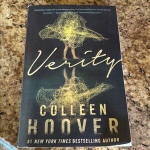 Verity by Colleen Hoover‎ (2018, Trade Paperback)